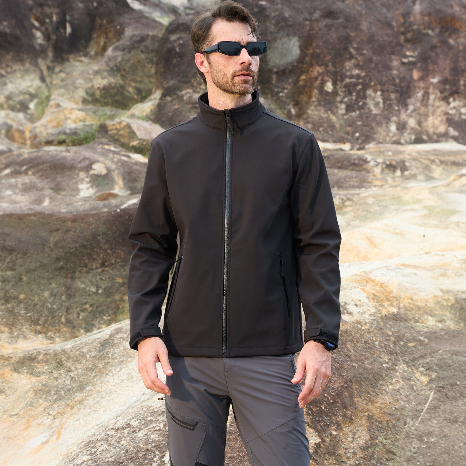 Black Men's Fleece-Lined Softshell Jacket, Waterproof & Windproof - MAGCOMSEN