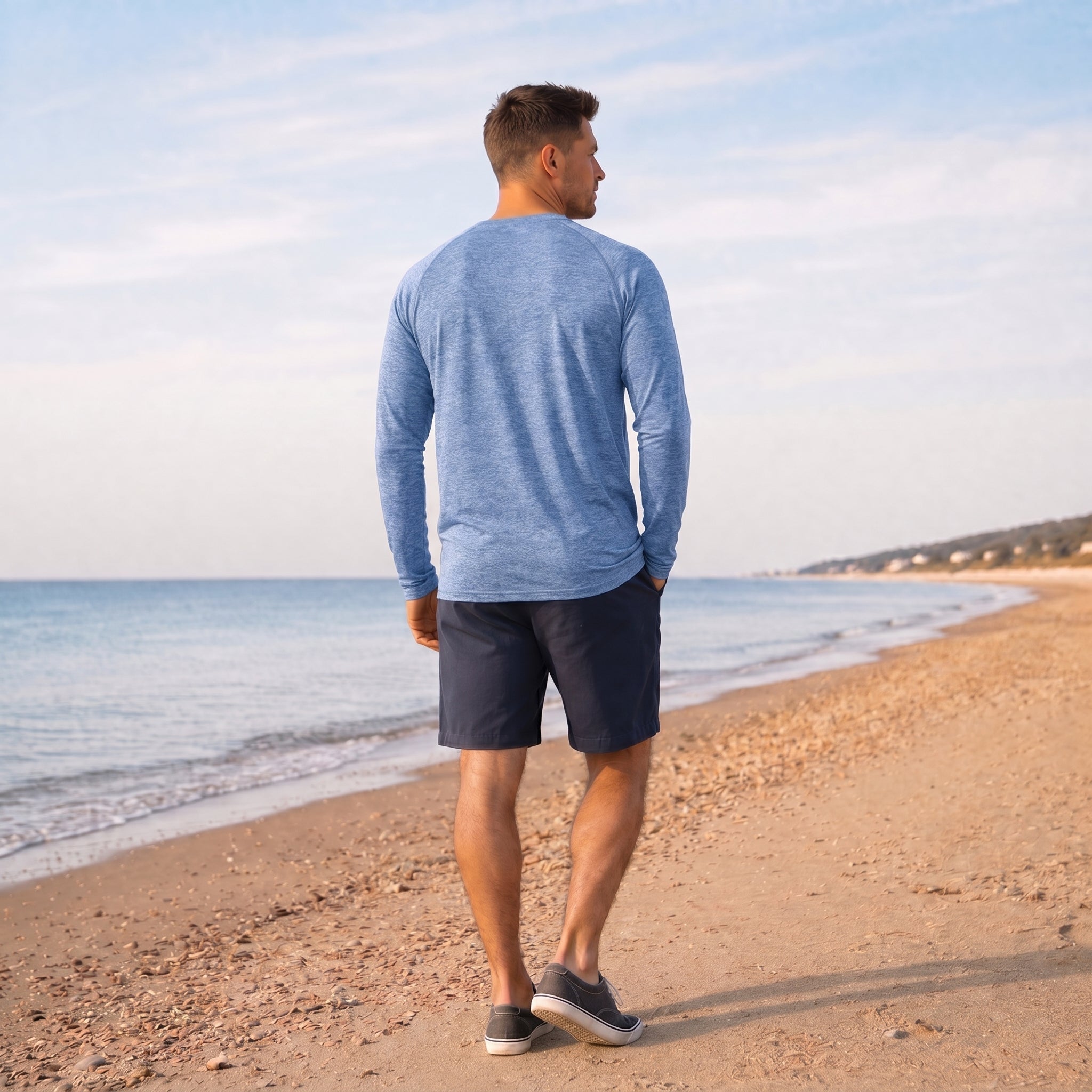 Light Blue MAGCOMSEN Men UPF 50 Plus Sun Protection Shirt - Quick Dry Cooling Long Sleeve Raglan Tee in #Color_Light Blue