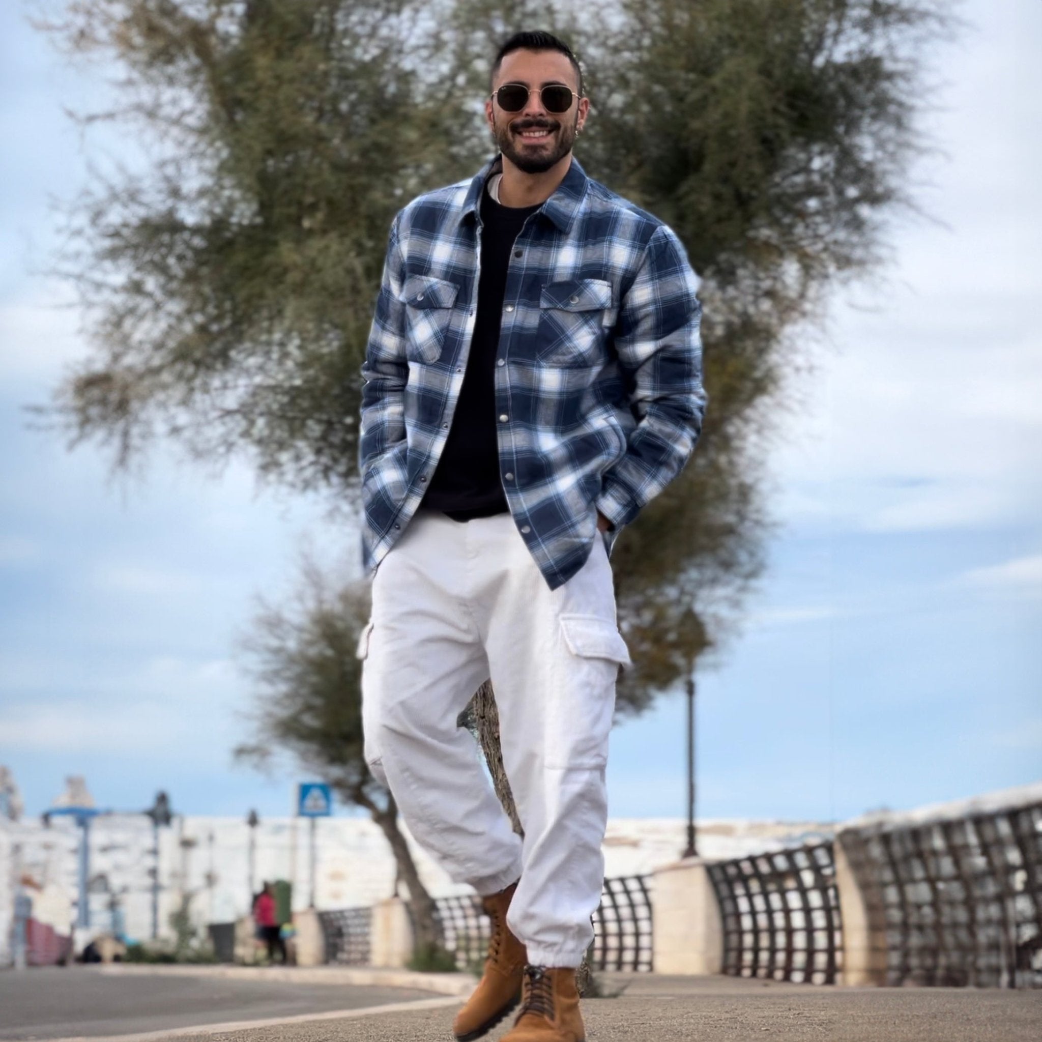 Blue White Men's Quilted Flannel Jacket - Warm Winter Padded Shirt - MAGCOMSEN